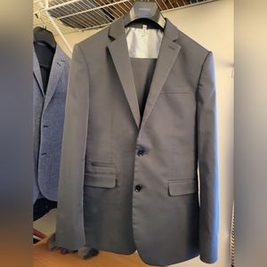Express Mail Suit